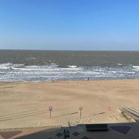 Duplex In Near Albertstrand Knokke-Heist